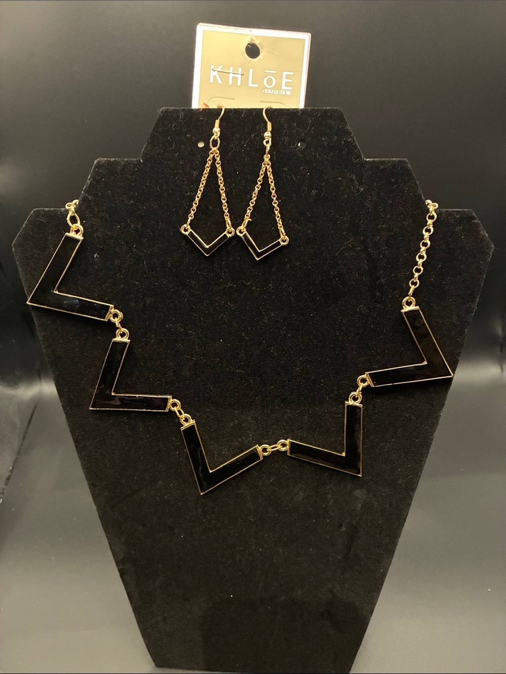 Khloe Black and Gold V-Link Necklace & Earring Set